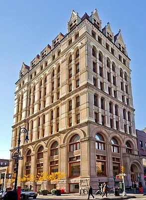 Rented by Bank Neary | media 29