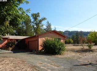 162 Evelyn St, Roseburg, OR 97471