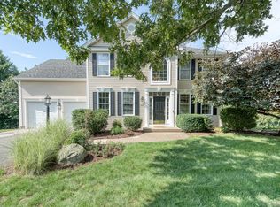 125 Shelley Ln, Glastonbury, CT 06033