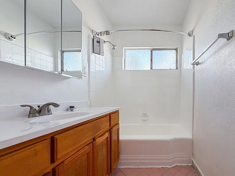 4024 Palmwood Dr #B2 — Photo 12