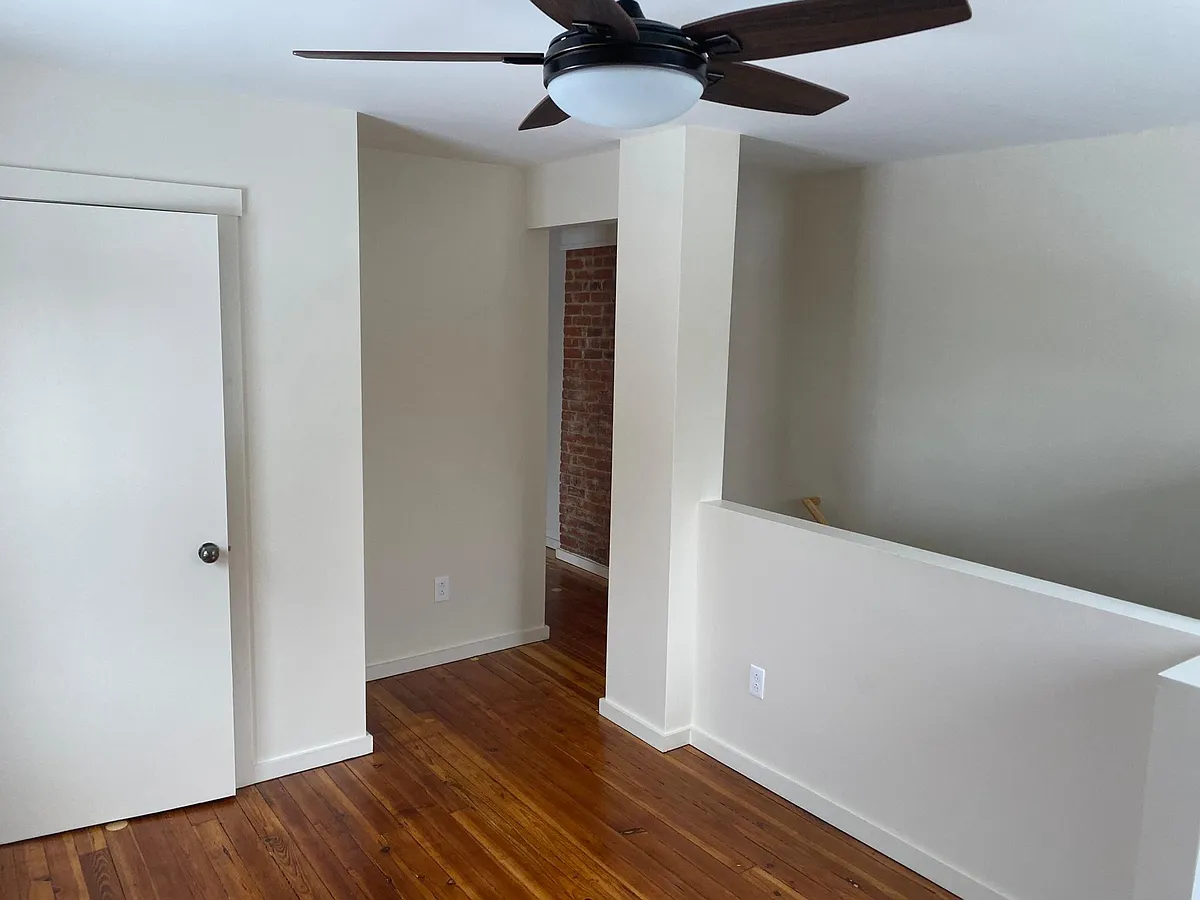Building Photo - 97 Carson Ave #B
