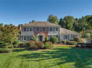 9 Coventry Rd, Mendham, NJ 07945