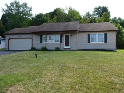 102 Blackstone Way, Syracuse, NY, 13219