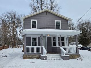 40 Chestnut Ridge Rd, Rochester, NY 14624