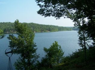 Robin Hood Ln, Hardy, AR 72542