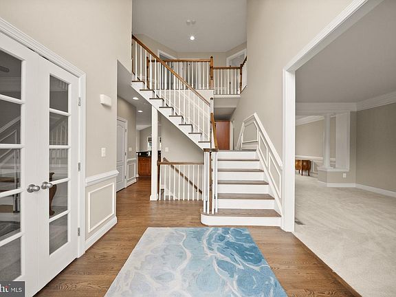 4th image of 10800 Haggle Ct