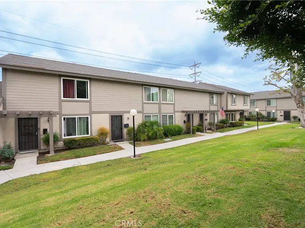 2990 Bradford Pl APT C, Santa Ana, CA 92707