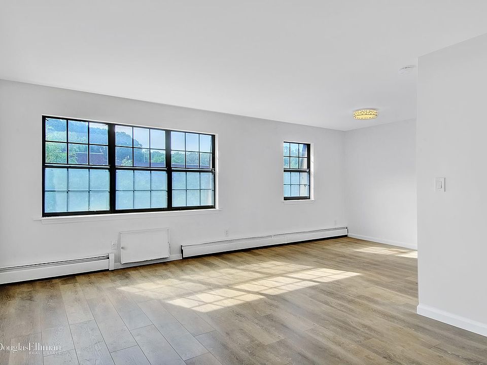 1st image of 24049 69th Ave APT 3