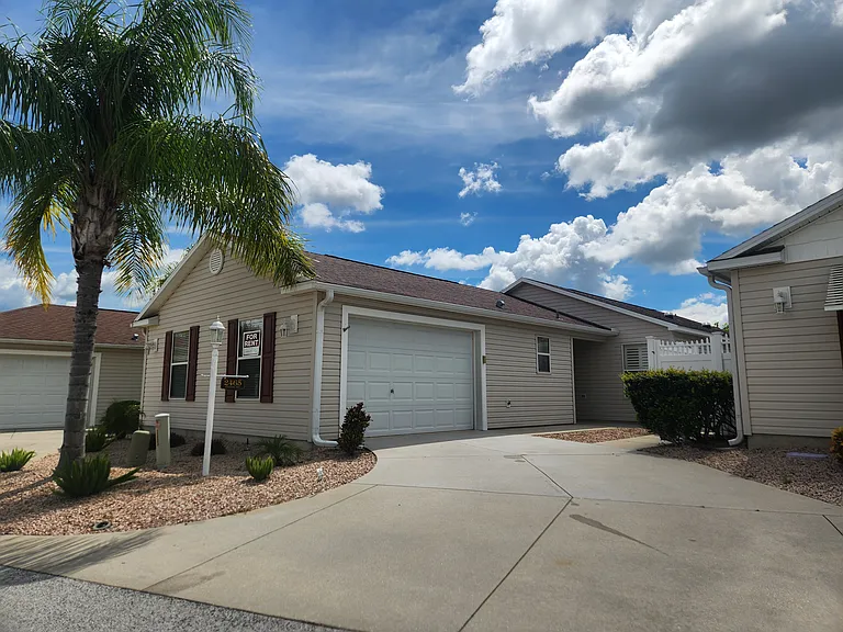 2465 Adriana Way — Photo 19