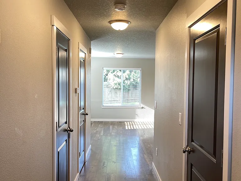 3534 Anchor Ct NE — Photo 6