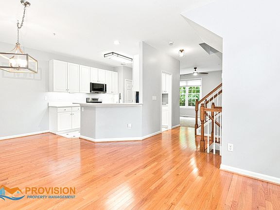 4th image of 217 Wintergull Ln