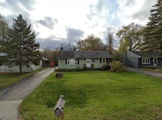 18103 W Twin Lakes Blvd, Grayslake, IL
