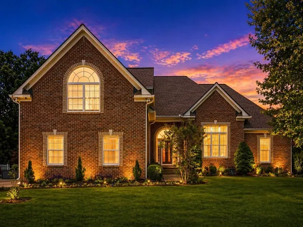 650 Bonita Pkwy S, Hendersonville, TN 37075
