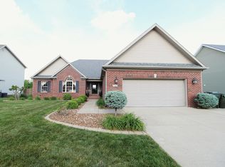150 Coachman Pl, Georgetown, KY 40324
