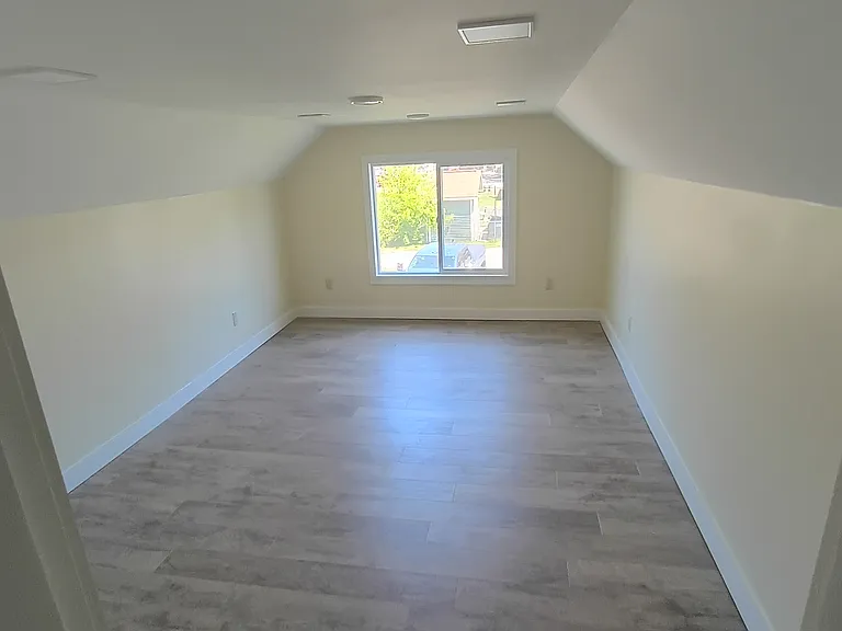 1107 Griswold St #3 — Photo 7