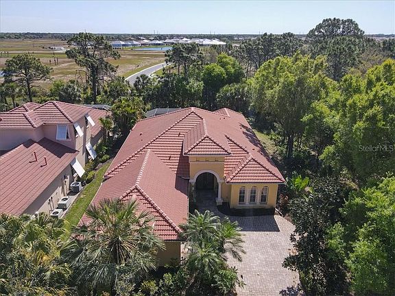 4th image of 1712 Grande Park Dr