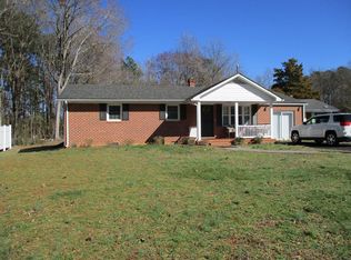 177 Ridge Rd, Blackstone, VA 23824