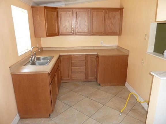 4th image of 125 W Beamer St
