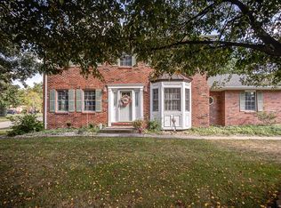 14 Shallow Run Ct, Bethalto, IL