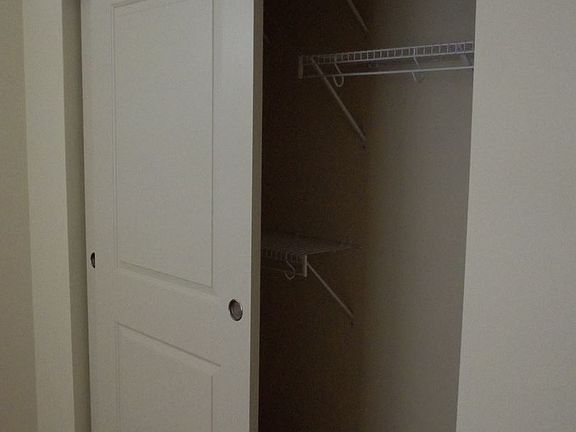 4th image of 2650 N Humboldt Blvd APT E