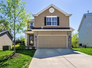 706 College Park Dr, Wentzville, MO 63385