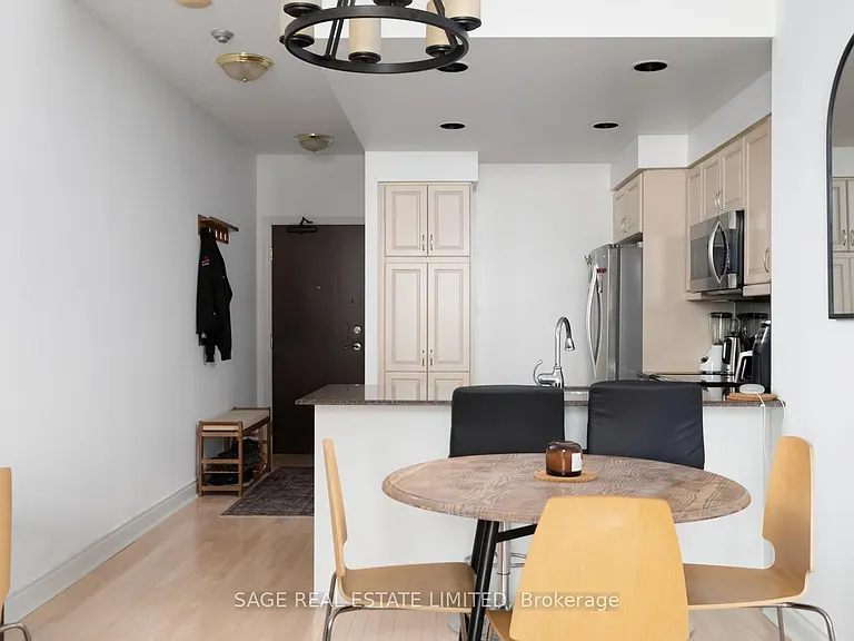 1101 Leslie St #1507 — Photo 11