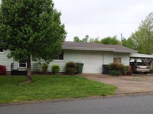 816 N 9th St, Garfield, AR 72756