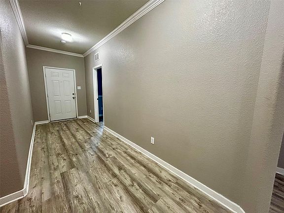 3rd image of 2336 Buelingo Ln