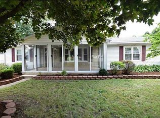 1805 W Riggin Rd, Muncie, IN 47304