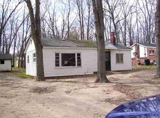 608 Lone Pine Rd, Harrison, MI 48625