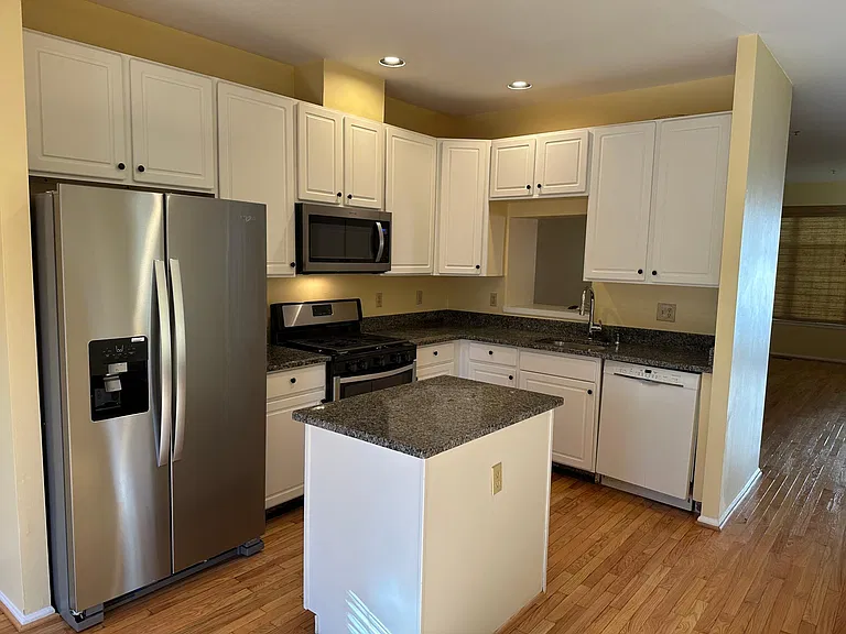 8448 Gold Sunset Way — Photo 24