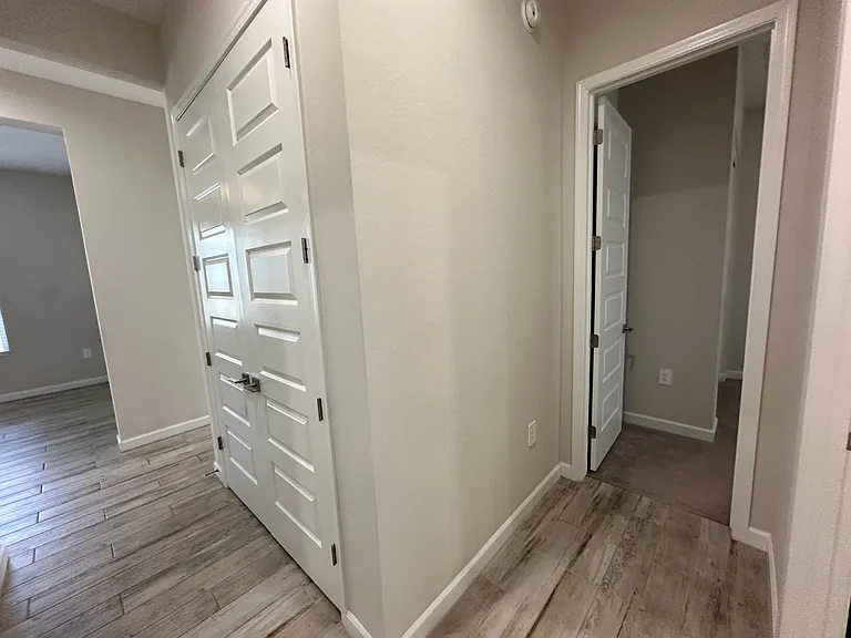 10319 W Harmony Ln — Photo 33