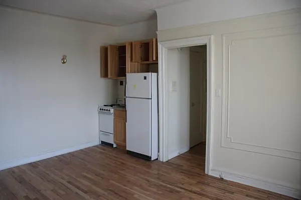 Rented by Lang Realty LLC | media 28