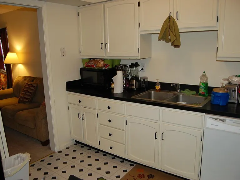 60 Colonial Estates Dr — Photo 21