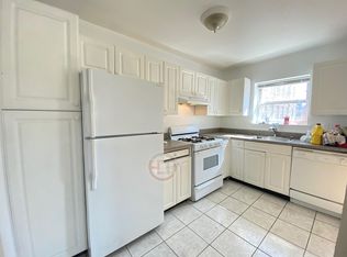 2883 E 197th St APT 2, Bronx, NY 10461