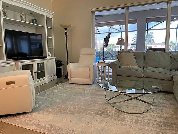 5th image of 10326 Gator Bay Ct