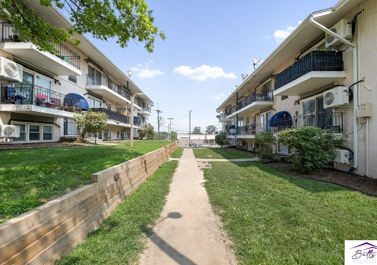 Bellevue 36 Apartments — Photo 2