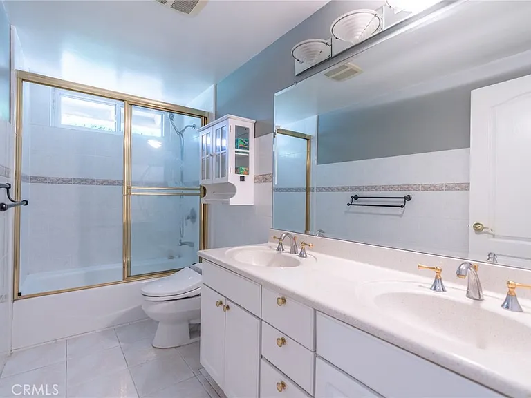 333 W Wistaria Ave — Photo 27