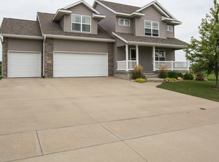 3150 Stanley Cup Dr, Marion, IA 52302