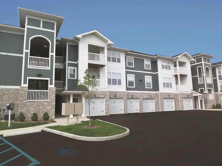 Spruce Ridge — Photo 19
