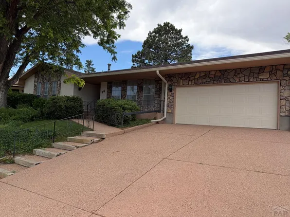14 Briargate Pl, Pueblo, CO 81001
