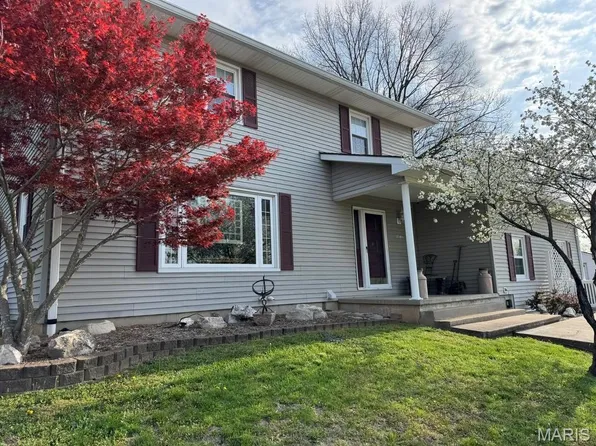 2315 Oak Dr, Louisiana, MO 63353