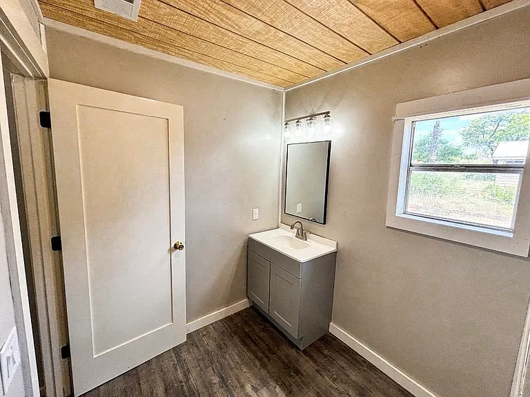 205 Cambridge Ln — Photo 18