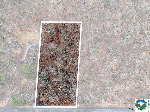 3rd image of 1011 Beaver Run Rd