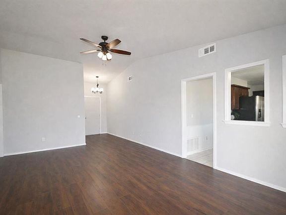 3rd image of 1049 SW 3rd St