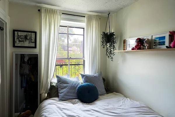 Rented by Corcoran | media 17