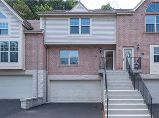 602 Berrington Ct, Bethel Park, PA 15102