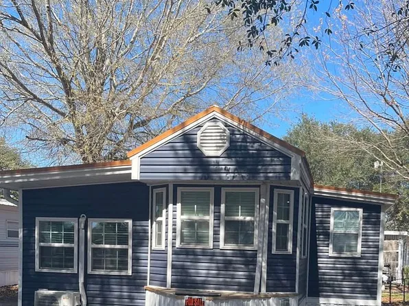 Clarks Neck Rd, Washington, NC 27889