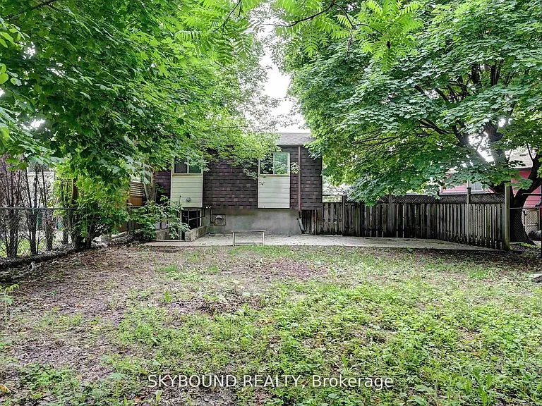 48 Cluthe Cres — Photo 39