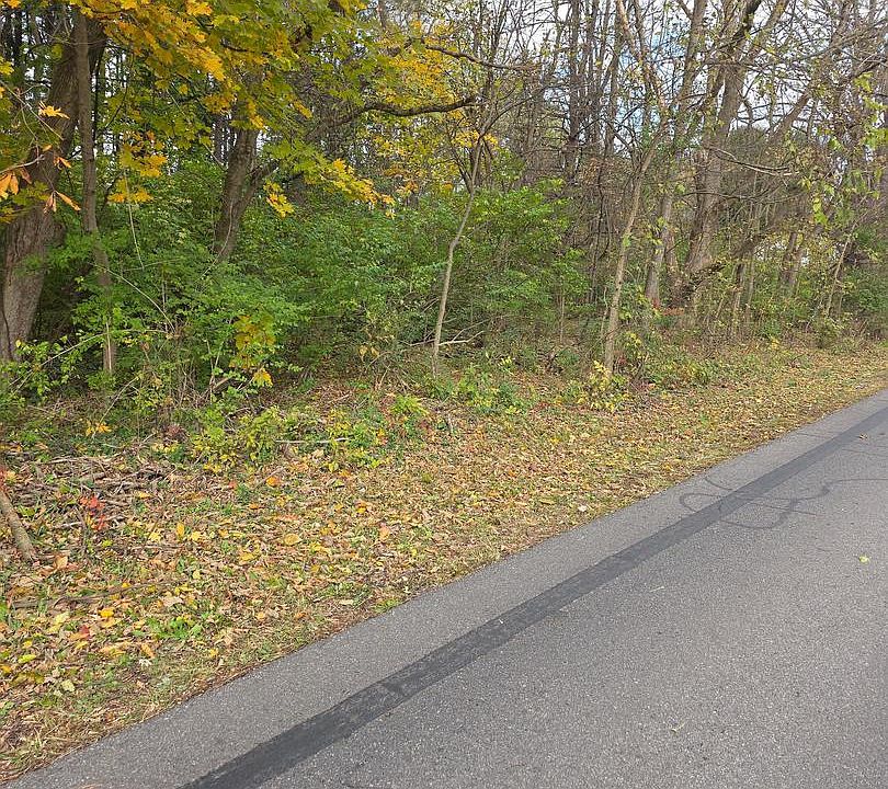 2nd image of 13800 Paradise Church Rd